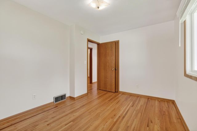 1431 2nd Avenue SW, Rochester, MN 55902