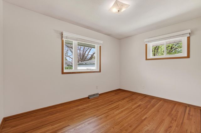 1431 2nd Avenue SW, Rochester, MN 55902
