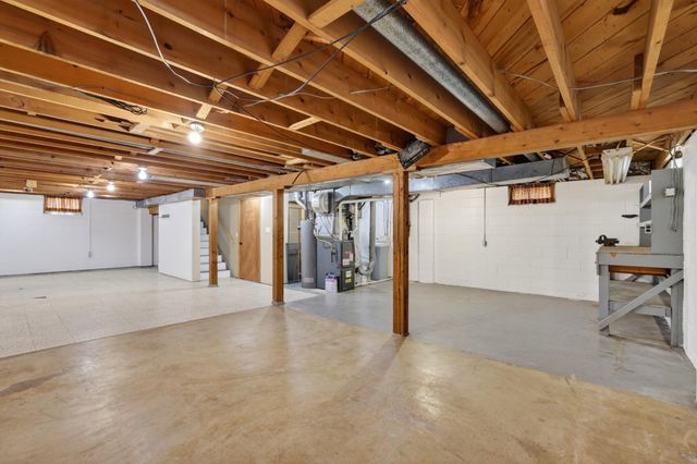 1431 2nd Avenue SW, Rochester, MN 55902