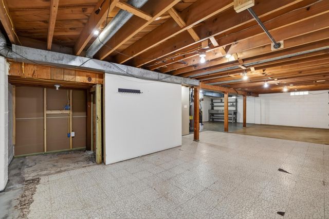 1431 2nd Avenue SW, Rochester, MN 55902