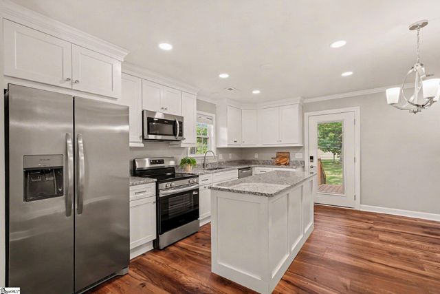 106 Lilly Street, Simpsonville, SC 29681
