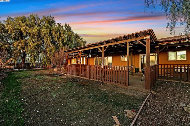 21021 Reeve Rd, Tracy, CA 95304