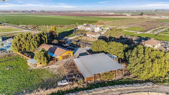 21021 Reeve Rd, Tracy, CA 95304
