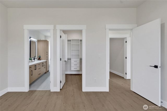 416 W 4th Street, Everson, WA 98247