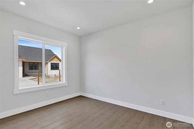 416 W 4th Street, Everson, WA 98247