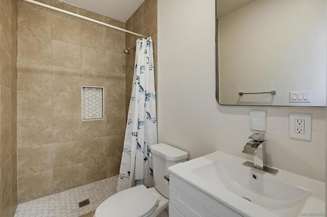 527 K Ave., National City, CA 91950