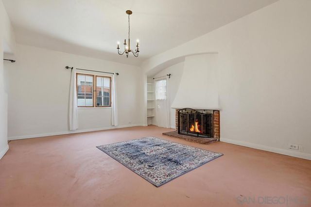 527 K Ave., National City, CA 91950