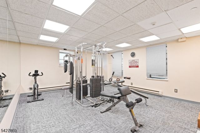 100 E Palisade Ave, Englewood City, NJ 07631
