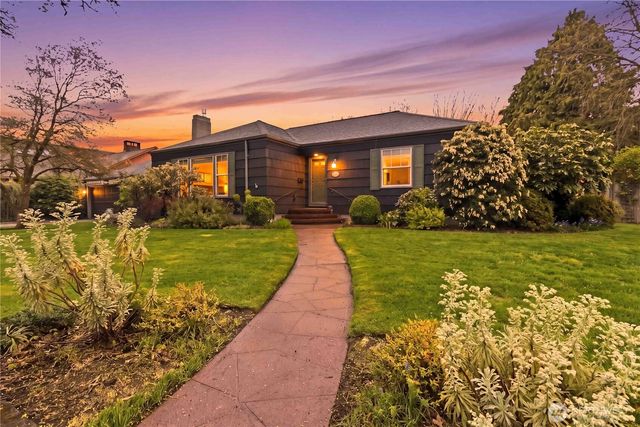 1306 23rd Avenue, Longview, WA 98632
