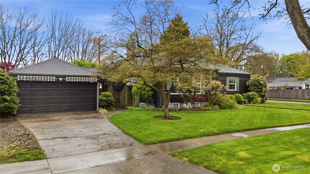 1306 23rd Avenue, Longview, WA 98632