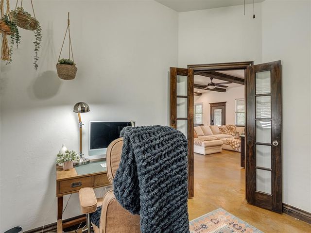 11075 Cindy Lane, Guthrie, OK 73044
