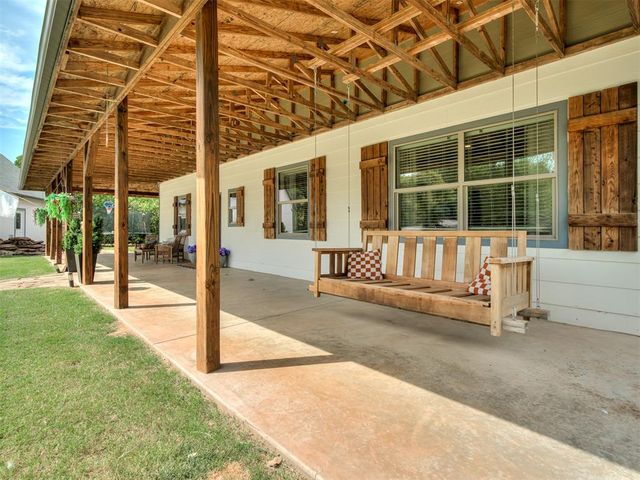 11075 Cindy Lane, Guthrie, OK 73044