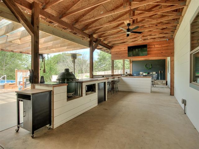 11075 Cindy Lane, Guthrie, OK 73044