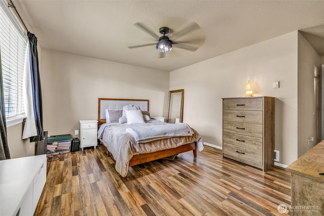 10313 School Land Road SW, Rochester, WA 98579