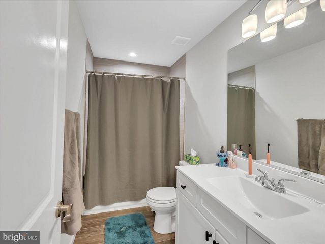 1215 SCATTERED PINES CT, Severn, MD 21144