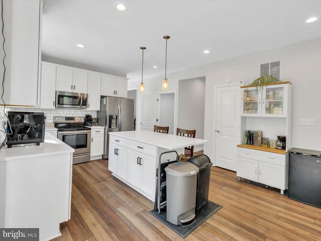1215 SCATTERED PINES CT, Severn, MD 21144