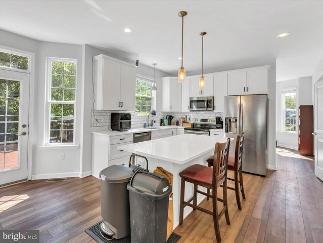 1215 SCATTERED PINES CT, Severn, MD 21144