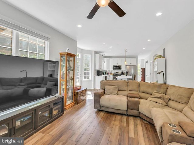 1215 SCATTERED PINES CT, Severn, MD 21144