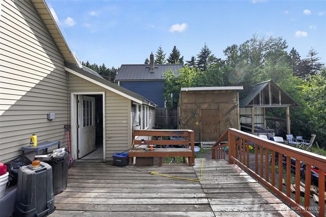 207 W Montana Avenue, Roslyn, WA 98941