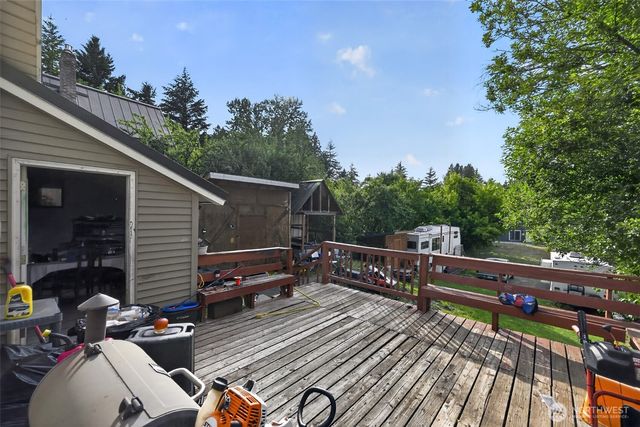 207 W Montana Avenue, Roslyn, WA 98941