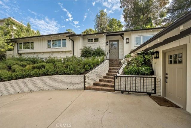 13308 Valley Vista Boulevard, Sherman Oaks, CA 91423