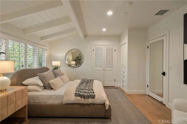 13308 Valley Vista Boulevard, Sherman Oaks, CA 91423