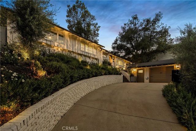13308 Valley Vista Boulevard, Sherman Oaks, CA 91423
