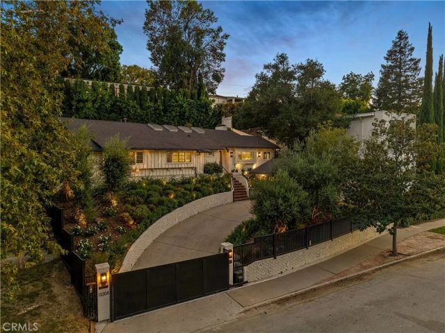 13308 Valley Vista Boulevard, Sherman Oaks, CA 91423