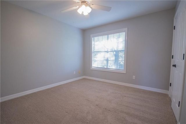2 Oak Ridge Lane, Bentonville, AR 72712