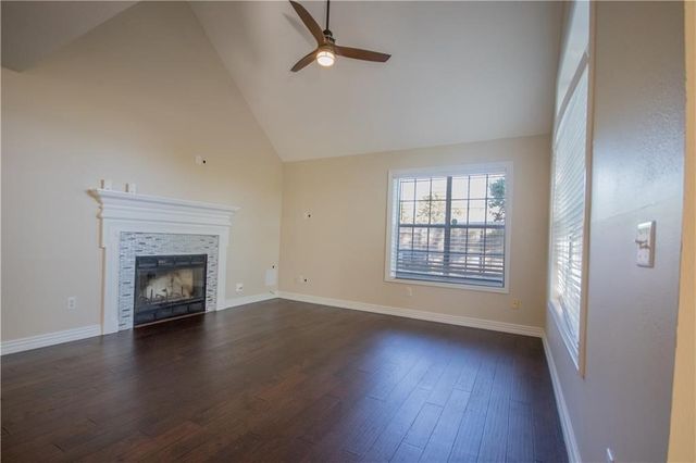 2 Oak Ridge Lane, Bentonville, AR 72712