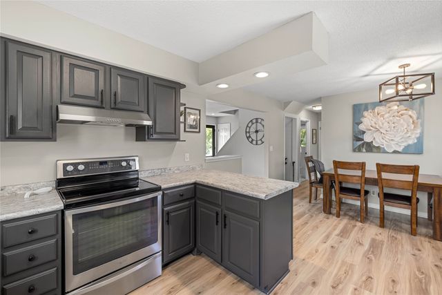 1506 NW 9th Street, Ankeny, IA 50023