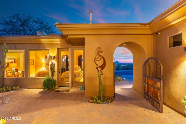 9920 E Peregrine Place, Scottsdale, AZ 85262