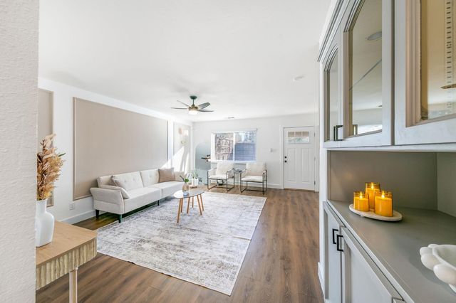 8733-8737 Oak Ave, Orangevale, CA 95662