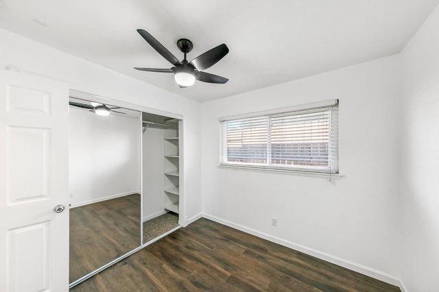 8733-8737 Oak Ave, Orangevale, CA 95662