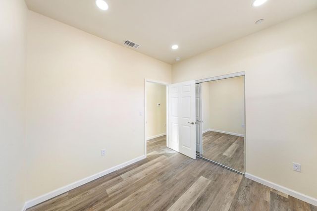 8733-8737 Oak Ave, Orangevale, CA 95662