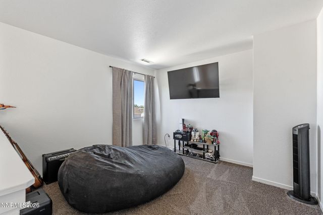 9490 Autumn Leaf Way, Reno, NV 89506