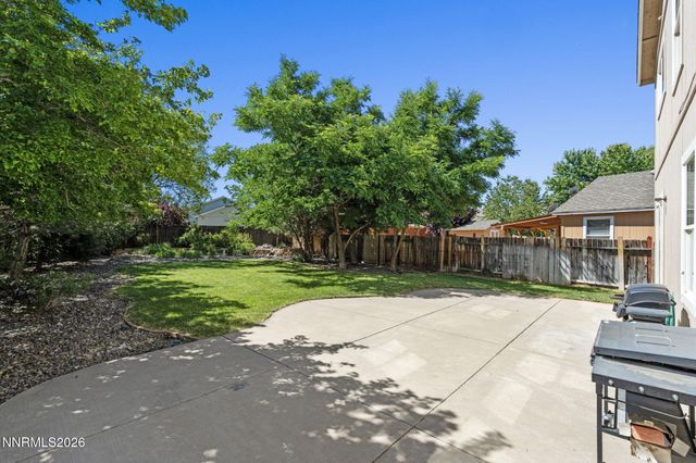 9490 Autumn Leaf Way, Reno, NV 89506