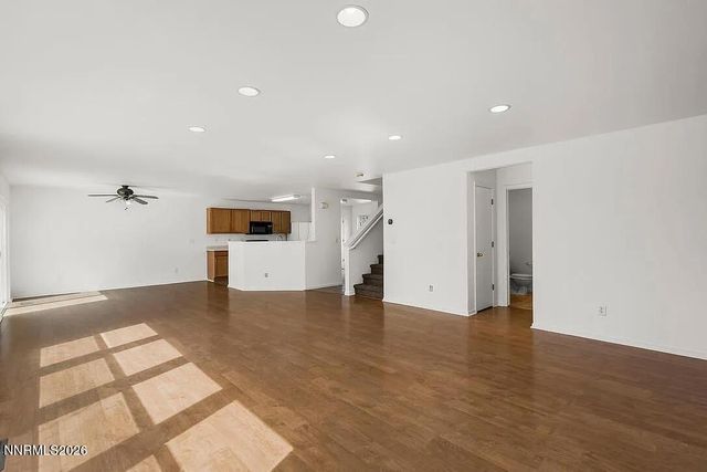 9490 Autumn Leaf Way, Reno, NV 89506