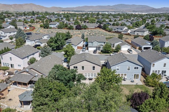 9490 Autumn Leaf Way, Reno, NV 89506