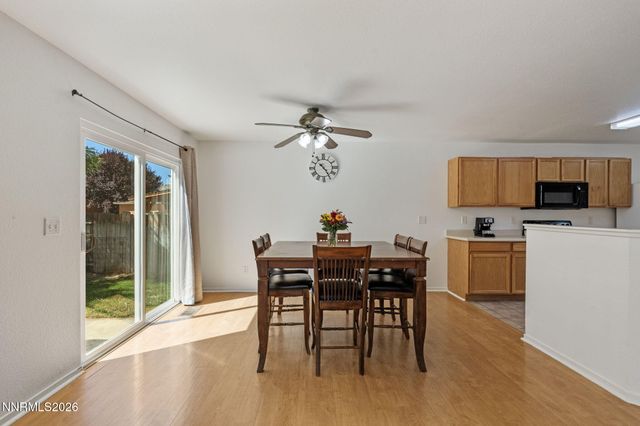9490 Autumn Leaf Way, Reno, NV 89506