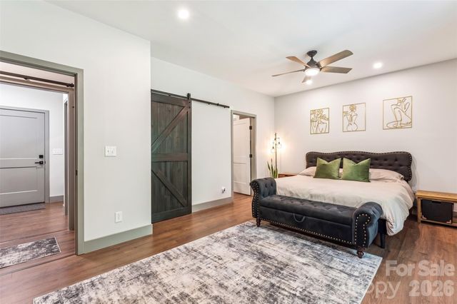 305 Robinson Avenue, Mount Holly, NC 28120