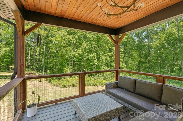 305 Robinson Avenue, Mount Holly, NC 28120
