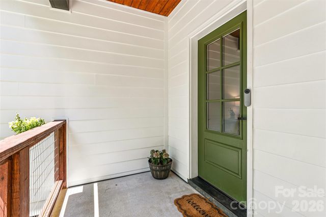 305 Robinson Avenue, Mount Holly, NC 28120