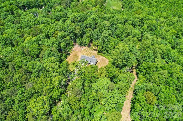 305 Robinson Avenue, Mount Holly, NC 28120