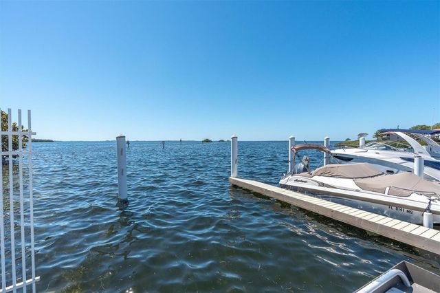 1501 WHARFSIDE DRIVE, Tarpon Springs, FL 34689