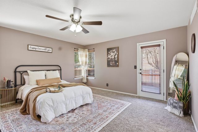 901 N Linden Ln, Derby, KS 67037