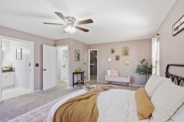 901 N Linden Ln, Derby, KS 67037