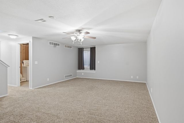 901 N Linden Ln, Derby, KS 67037