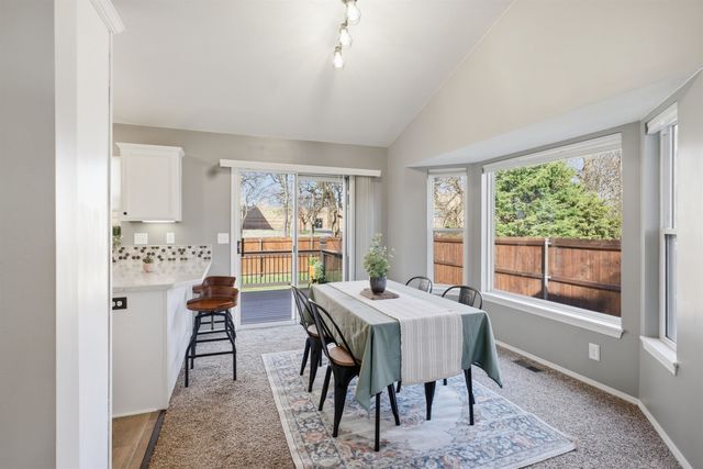 901 N Linden Ln, Derby, KS 67037