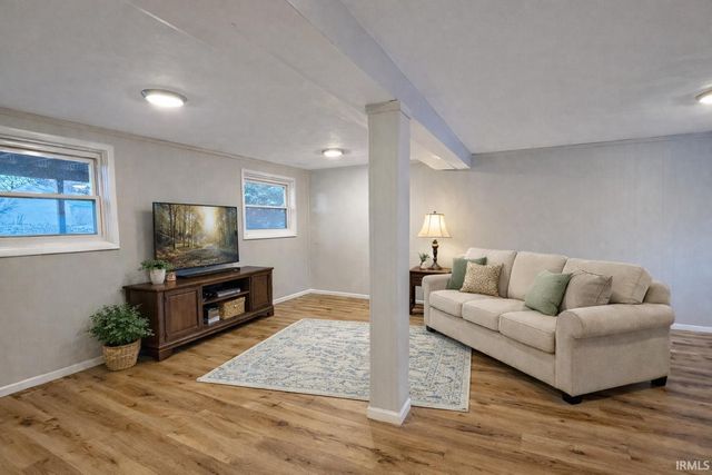 220 Sharon Road, West Lafayette, IN 47906